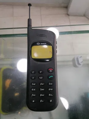 هاتف قديم للبيع