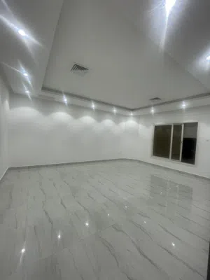 200 m2 3 Bedrooms Apartments for Rent in Al Ahmadi Eqaila