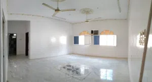 بيت للبيع او الايجار في جولد موور /عدن