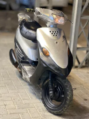 تسع زروف للبيع
