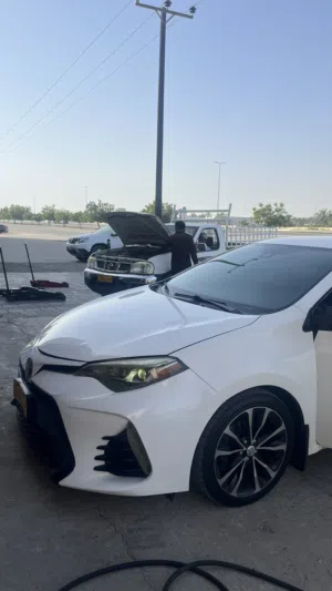 كرولا للبيع