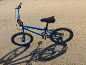 بيسكل 16 BMX  نظيف العام اشتريته ب150 .رايده ب50 قفل