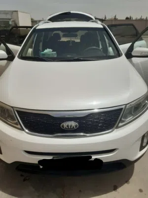 Used Kia Sorento in Tripoli