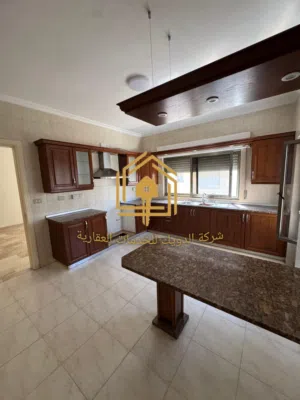 220 m2 3 Bedrooms Apartments for Rent in Amman Deir Ghbar