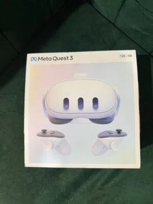 ميتا كويست 3 العادية Meta Quest