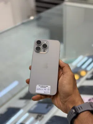 iPhone 15 Pro Max 256 GB Smooth device available - Good condition