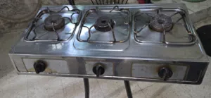 طباخ صغير ثلاث عيون
