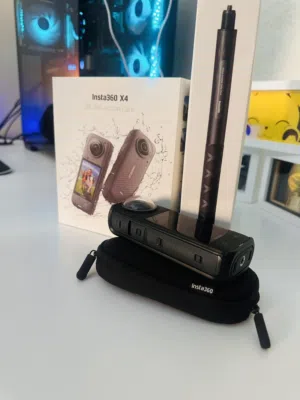 Insta360 X4