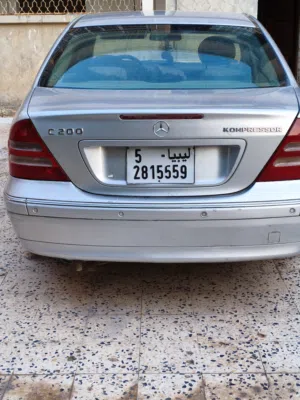 مرسيدس c200.. 2004