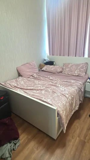 Free Queen Bed