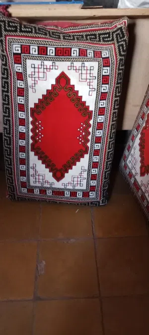 مخدات شكل من التراث القديم العدد 3