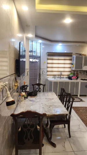 بيت للبيع في المربع ذهبي لحي المهندسين مساحه 242 م طابقين يصلح لعائله كبيره أو عائلتين