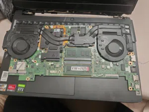 لابتوب Lenovo Legion 5 (Ryzen 7 + RTX) للبيع قطع / صيانة / Scarp