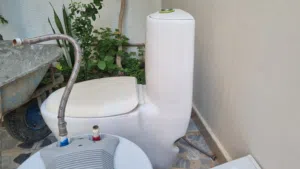 مرحاض و حوض ايدين