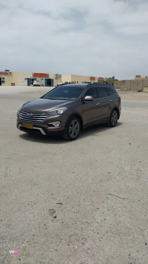 Used Hyundai Santa Fe in Dhofar