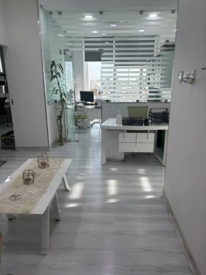 80 m2 . Agent1