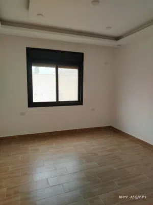180 m2 5 Bedrooms Apartments for Sale in Irbid Al Rahebat Al Wardiah
