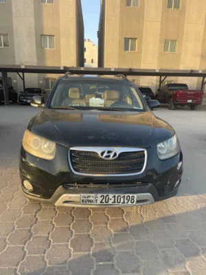 Used Hyundai Santa Fe in Farwaniya