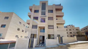شقة سكنية فاخرة للبيع مساحة 100 متر مربع في طبربور بالقرب من جامعة العلوم الاسلامية