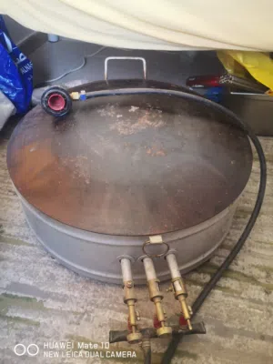 صاج حجم كبير 25 دينار مكينة كريب 2زهر استعمال خفيف 70 دينار