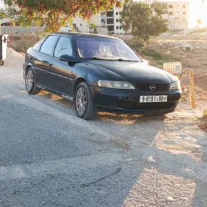 اوبل فكترا موديل 2002 نظيفه