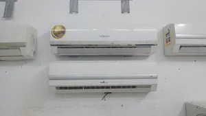 Pearl . 2.5 - 2.9 Ton . Used3