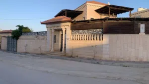 210 m2 4 Bedrooms Villa for Sale in Jericho Nu'eima