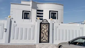 سكن للطلاب وموظفي الجامعة قريبه من حديقة والجامعة والكلية البريمي