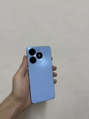 itel A70 وكالة استخدام بسيط وسبب البيع ظروف  ... .......... ............... ........................