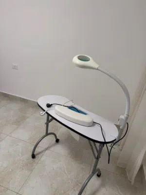 كرسي باديكير للعناية ب الاظافر