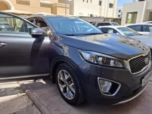 Used Kia Sorento in Hawally