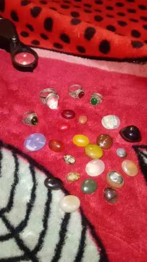 احجار منوعه