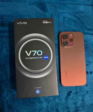 Vivo v70 12 Ram 256 Rom ..6500 mah battery ultra fast charger 90 watt