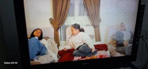 شاشه مستعملة 32بوصه  عاديه بها عيب بسيط فقط 20ریال