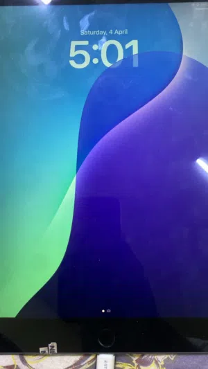 ايباد الجيل7 مع ملحقاته