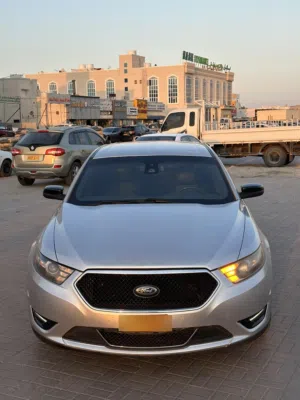 Used Ford Taurus in Muscat