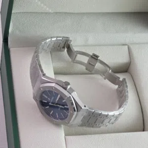 ساعة أوديمار بيغت أوتوماتيك – Audemars Piguet Automatic – أيقونة الفخامة السويسرية