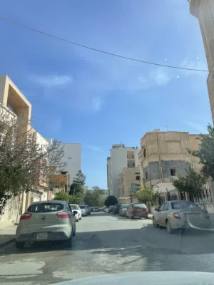 750 m2 More than 6 bedrooms Villa for Sale in Tripoli Al-Nofliyen