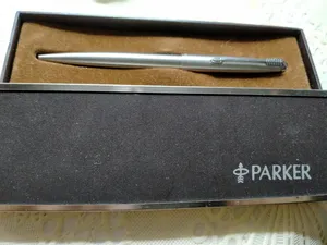 قلم parker