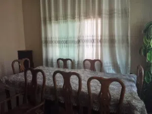 طاولة سفرة خشب زان بسعر حرق و قوي