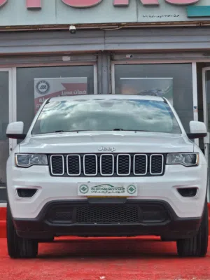 Used Jeep Grand Cherokee in Muscat
