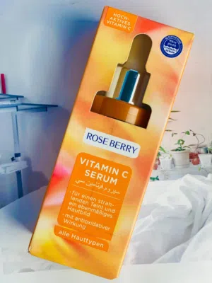سيروم فيتامين C للوجه من ROSE BERRY الألماني  20%