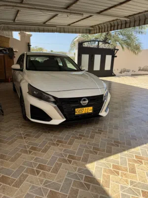 Used Nissan Altima in Al Batinah