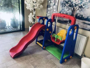 مرجوحة بلاستيكةً فخمة جدا مع سحسيلة مع كرة سلة 3 بواحد