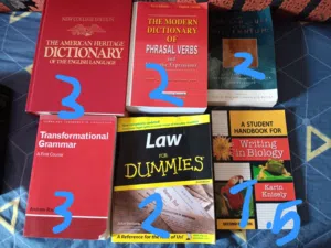 كتب متنوعه للكبار والاطفال