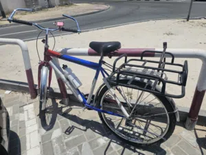 City/ Commuter Bicycle wit Rear Carrier