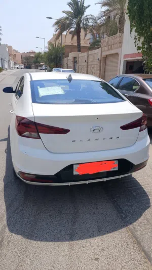 Hyundai . Accent . Monthly1