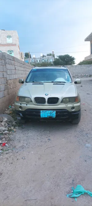 سيارة بي ام دبليو مستعمل نضيف مضمون ياحض الي بايخذها 2002