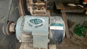 مكينة باكستانية الصنع كبيره قص الأعلاف والزور والكرب واوراق الموز