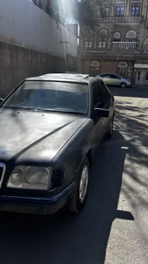 مرسديس بنز ارنب للبيع مستخدم نضيف مع حريه الفحص مكينه اسبيد مضمون